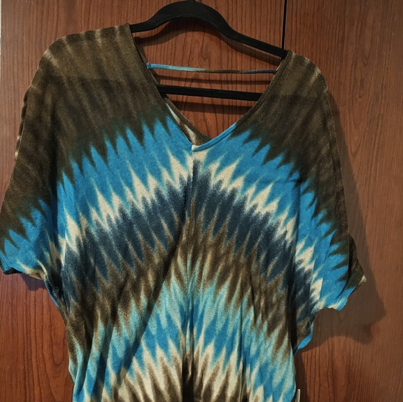 Blouse - Picture 2 of 2